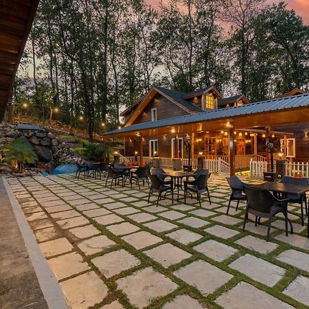Saffronstays The Woods - Sal Villa Деградун Екстер'єр фото